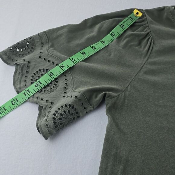 LOFT -1671 Short Eyelet Sleeve Sage Green‎ Top Medium - Picture 5 of 7